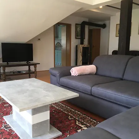 Hrominc Bed & Breakfast 3*