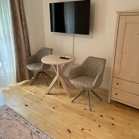 Hrominc Bed & Breakfast 3*