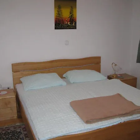 Hrominc Bed & Breakfast
