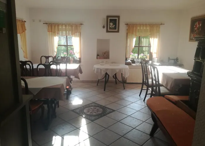 Nočitev z zajtrkom Hrominc 3*